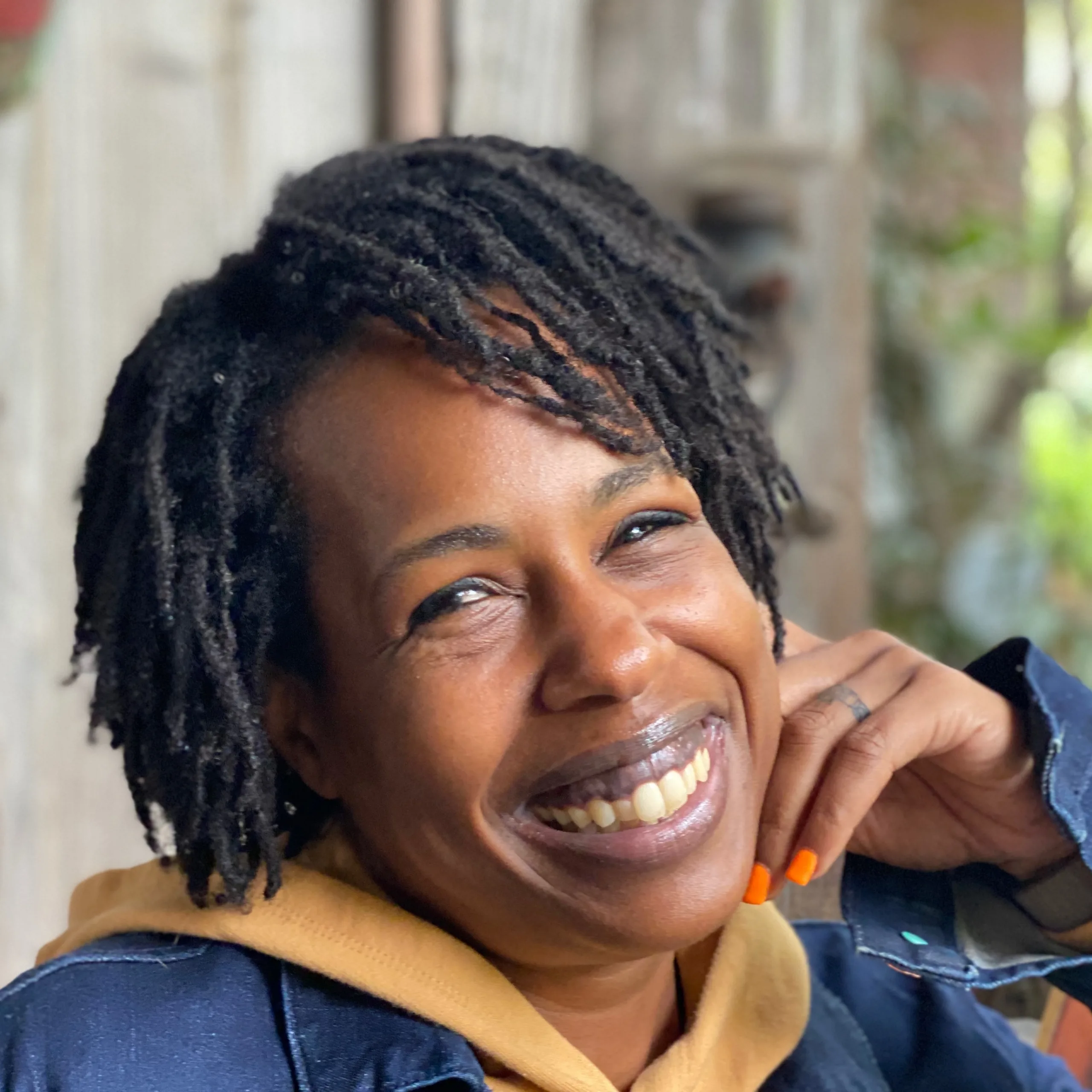 Dr. Mercedes Samudio